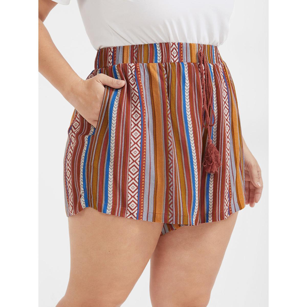 Plus Size Bandana Printed Pocket Knot Waist Shorts Women Multicolor Casual Pocket Dailywear Shorts BloomChic 30/6X Product Image