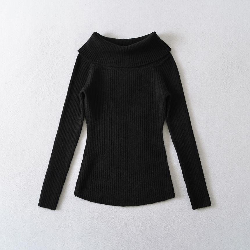 Off-Shoulder Long-Sleeve Plain Ribbed Knit Top Product Image