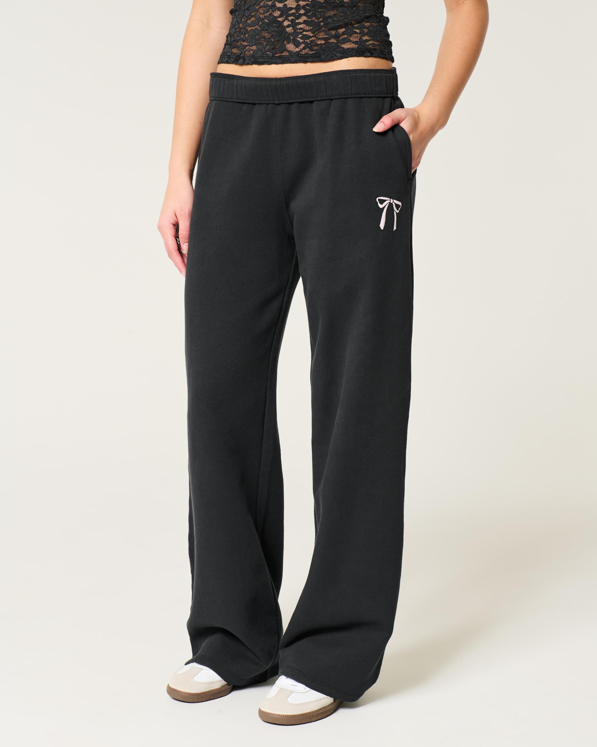 Bow Graphic Wide-Leg Sweatpants Product Image