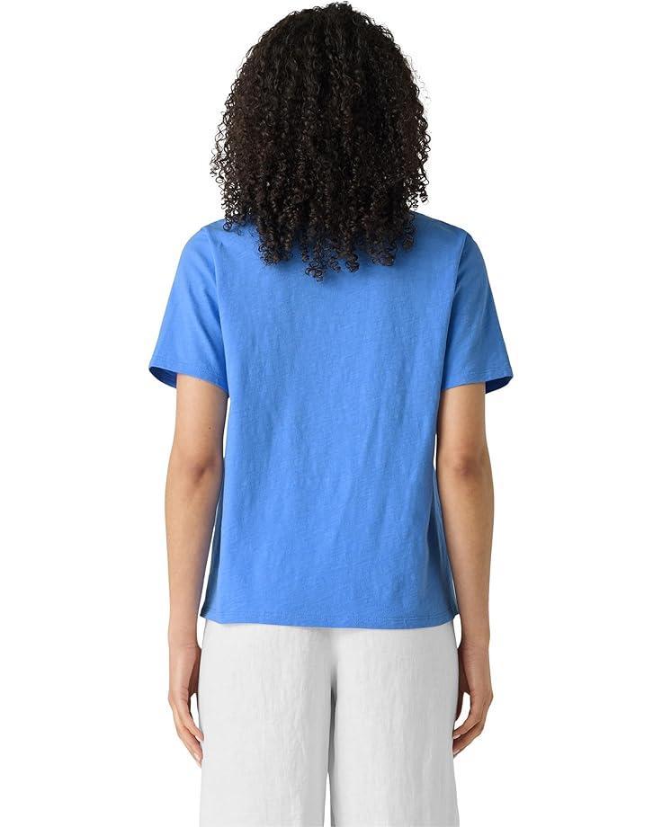 V-Neck Square Tee Product Image