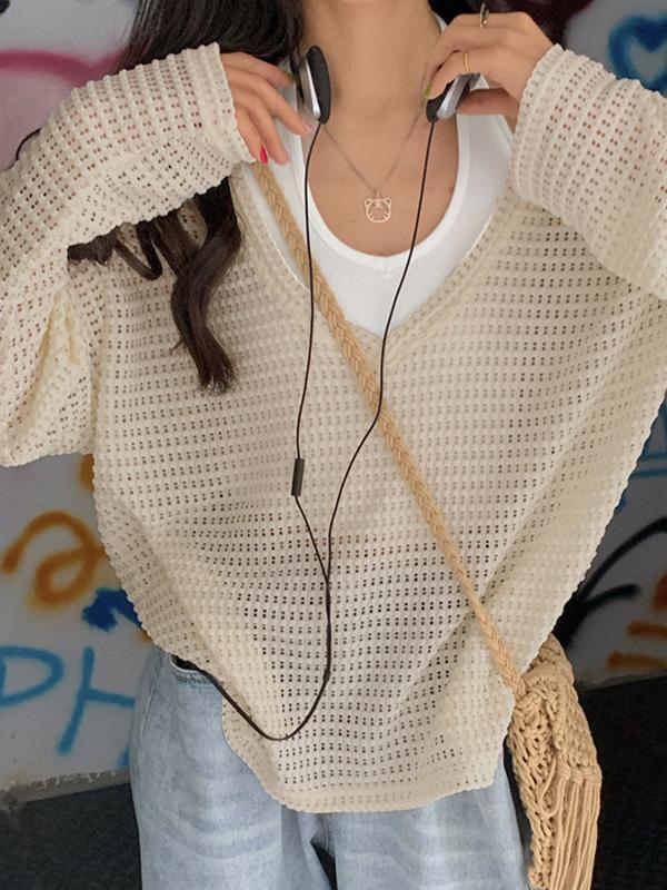 Cutout V Neck Loose Long Sleeve Knit Product Image