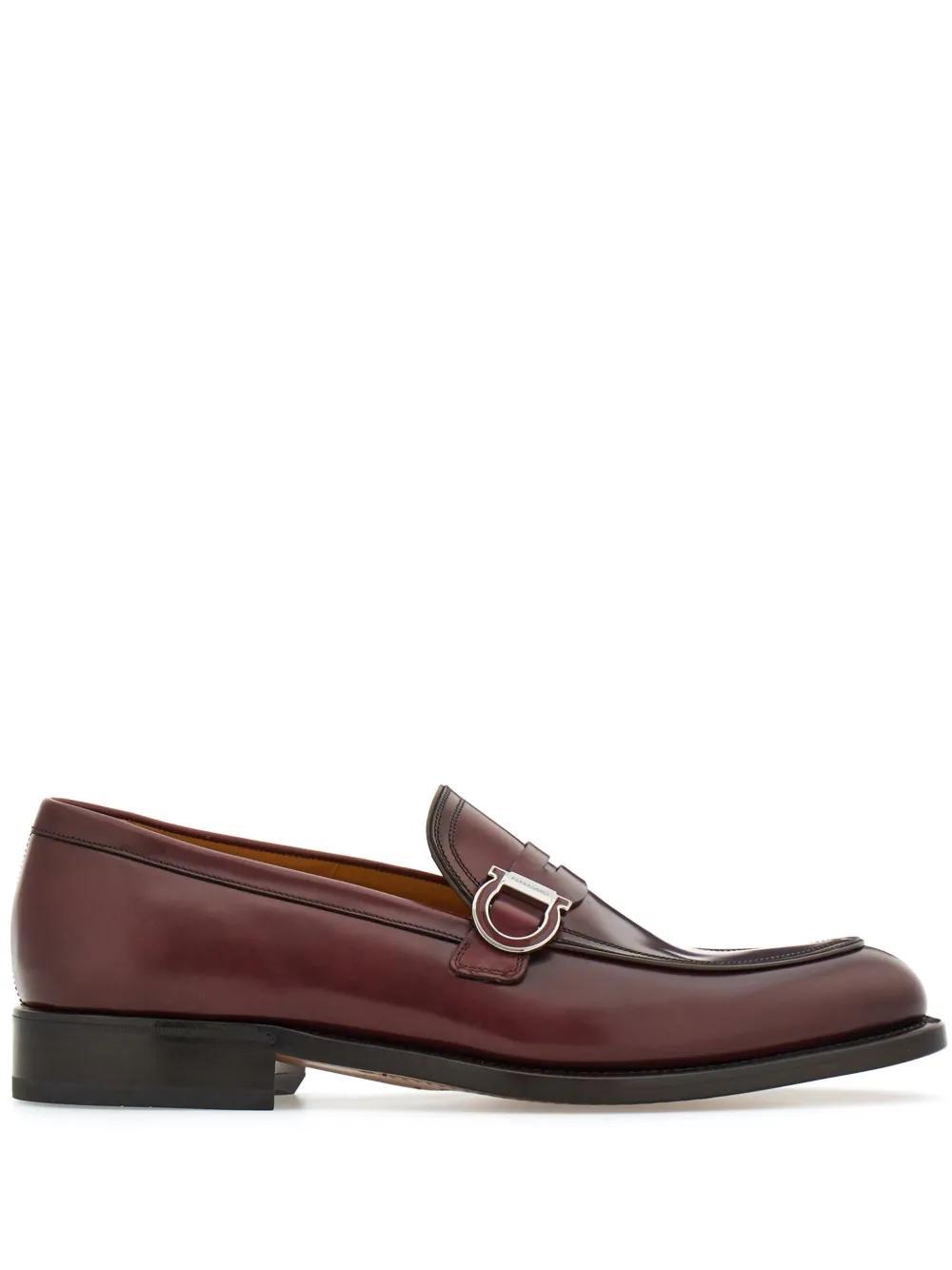 FERRAGAMO Gancini-plaque Leather Mocassins In Red Product Image