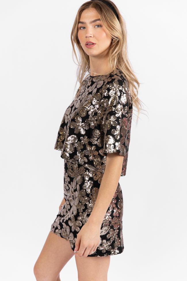 A Heart Of Gold Black Floral Print Short Sleeve Tie Back Sequin Top SALE Product Image