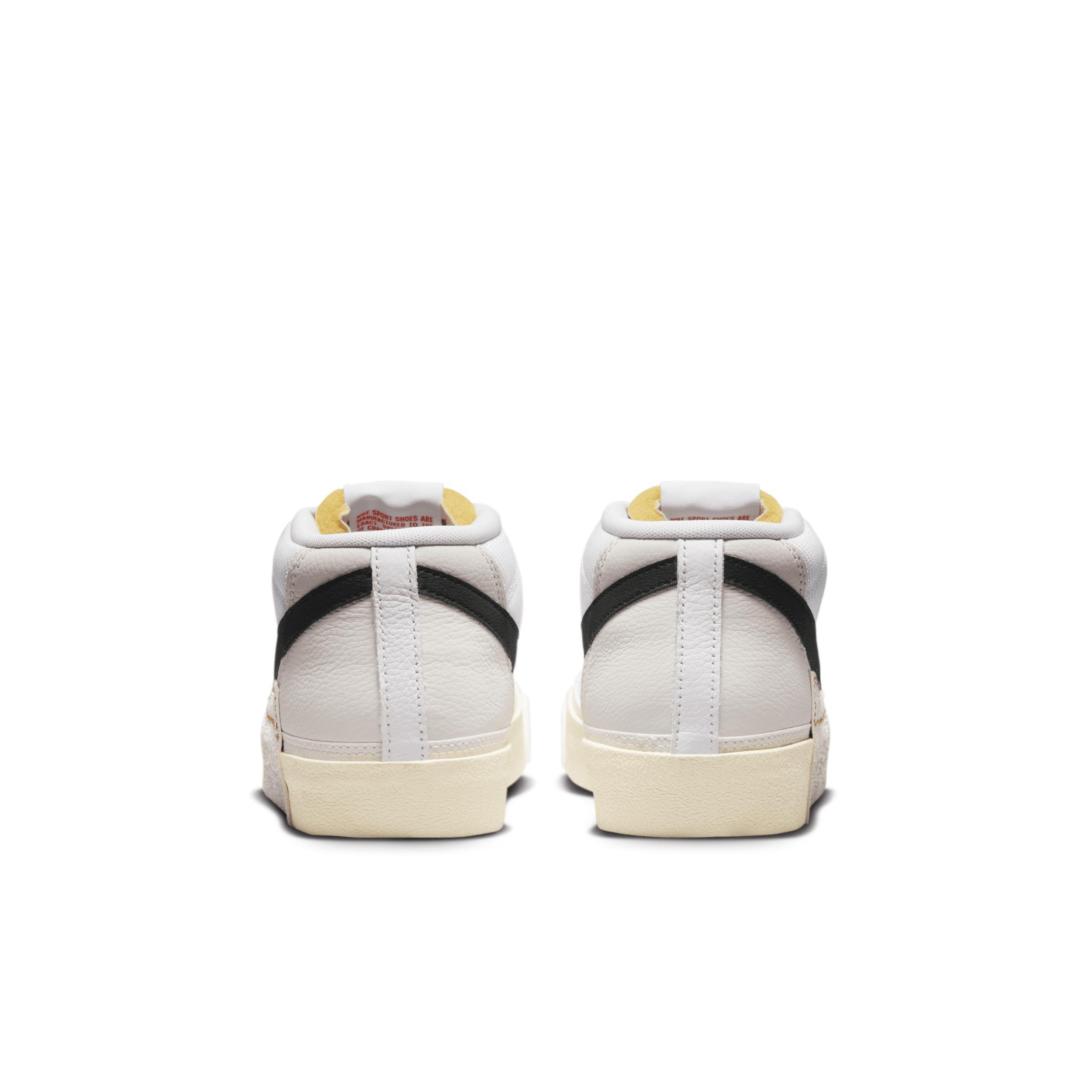 Mens Nike Blazer Low Pro Club Casual Shoes Product Image