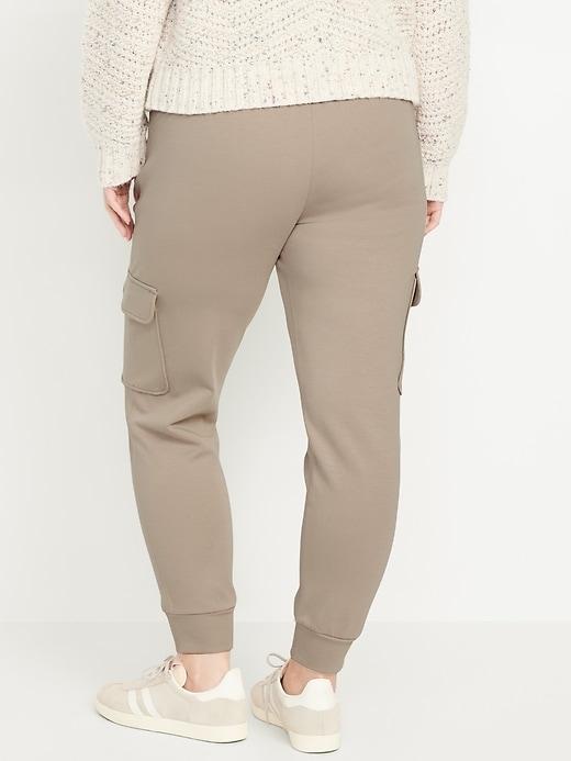 High-Waisted Dynamic Fleece Cargo Joggers Product Image