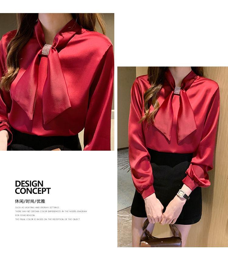 Long-Sleeve Plain Bow Blouse Product Image