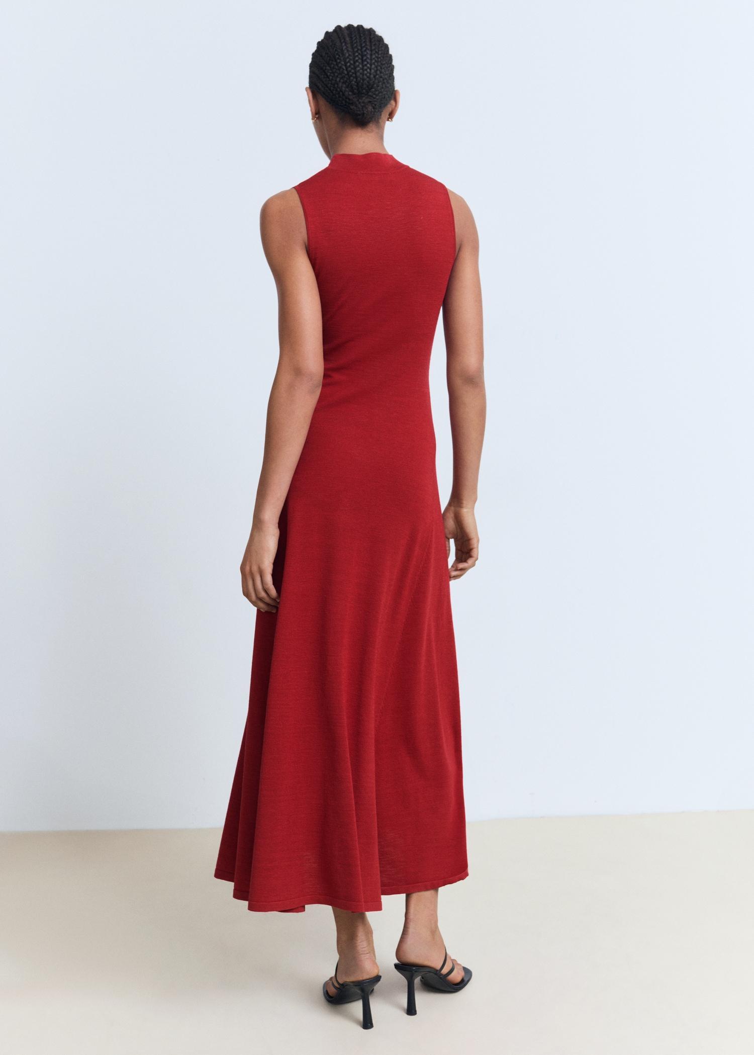 Fine-knit flared dress - Women | MANGO USA Product Image