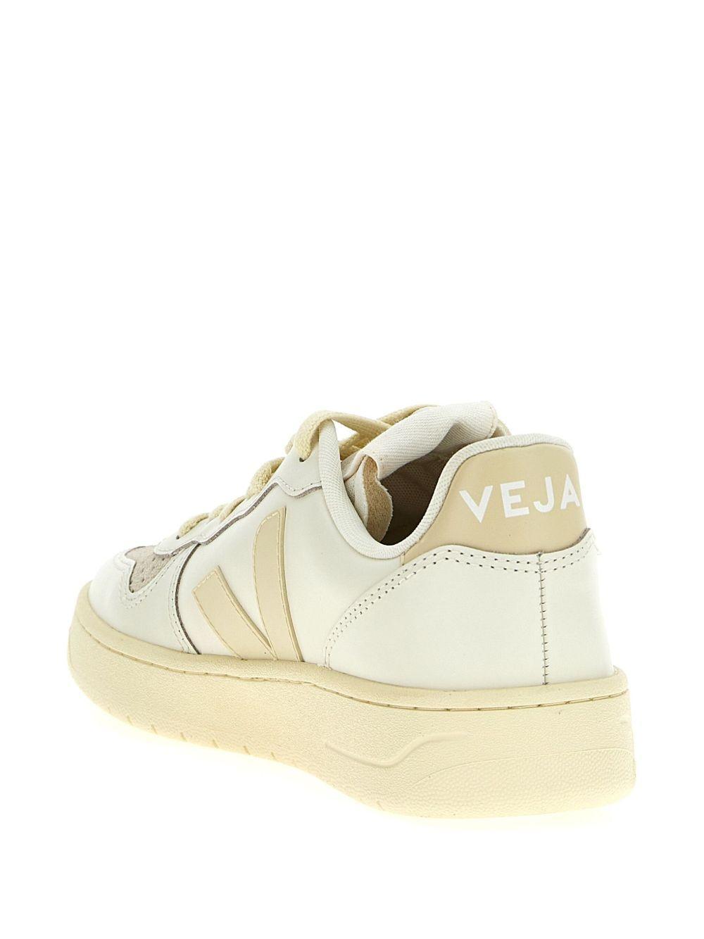 V-10 sneakers Product Image