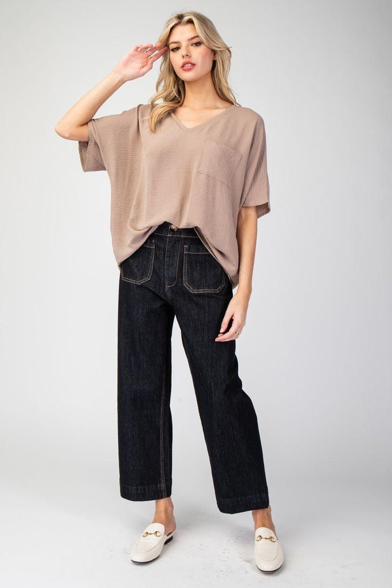 SOLID V NECK POCKET TEE Product Image
