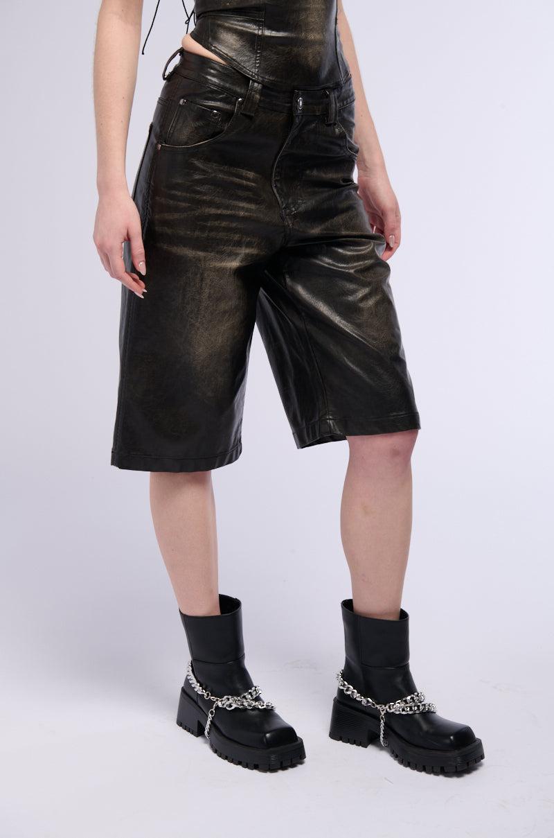 RILEY DISTRESSED WASH CORSET TOP Product Image