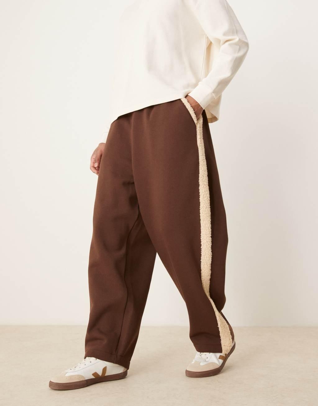 ASOS DESIGN balloon fit sweatpants with borg lining in khaki Product Image