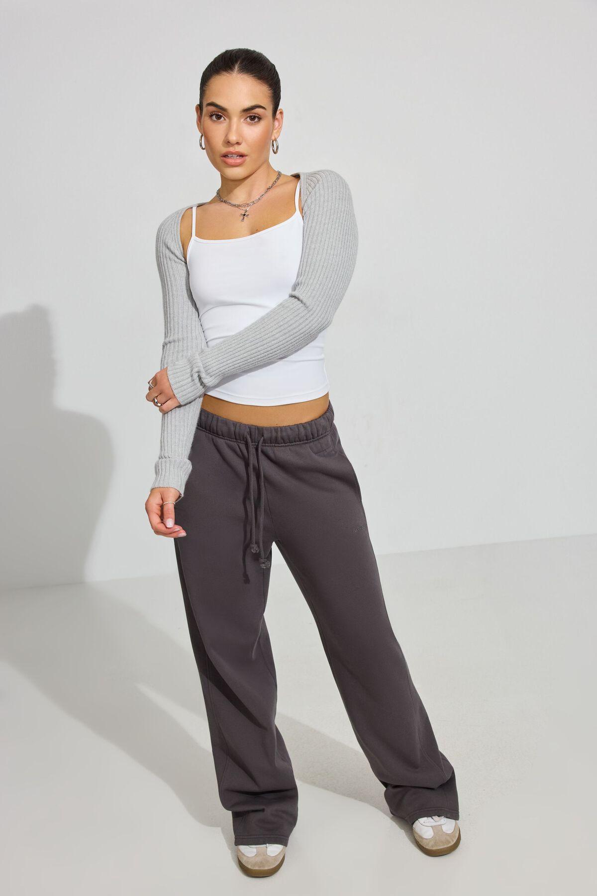 Low Rise Baggy Jeans Product Image