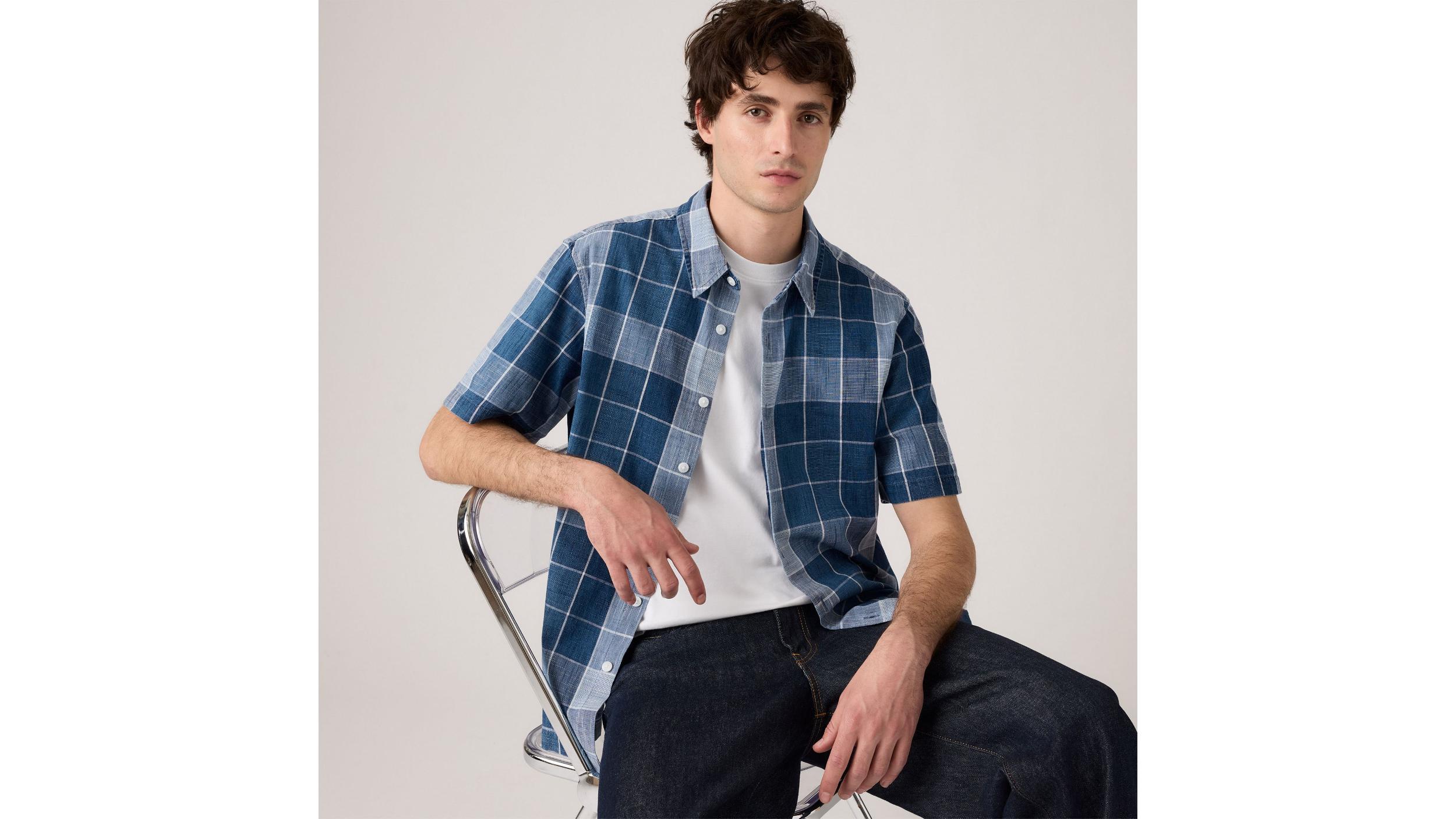 Luru Boxy Cropped Short Sleeve Shirt Product Image