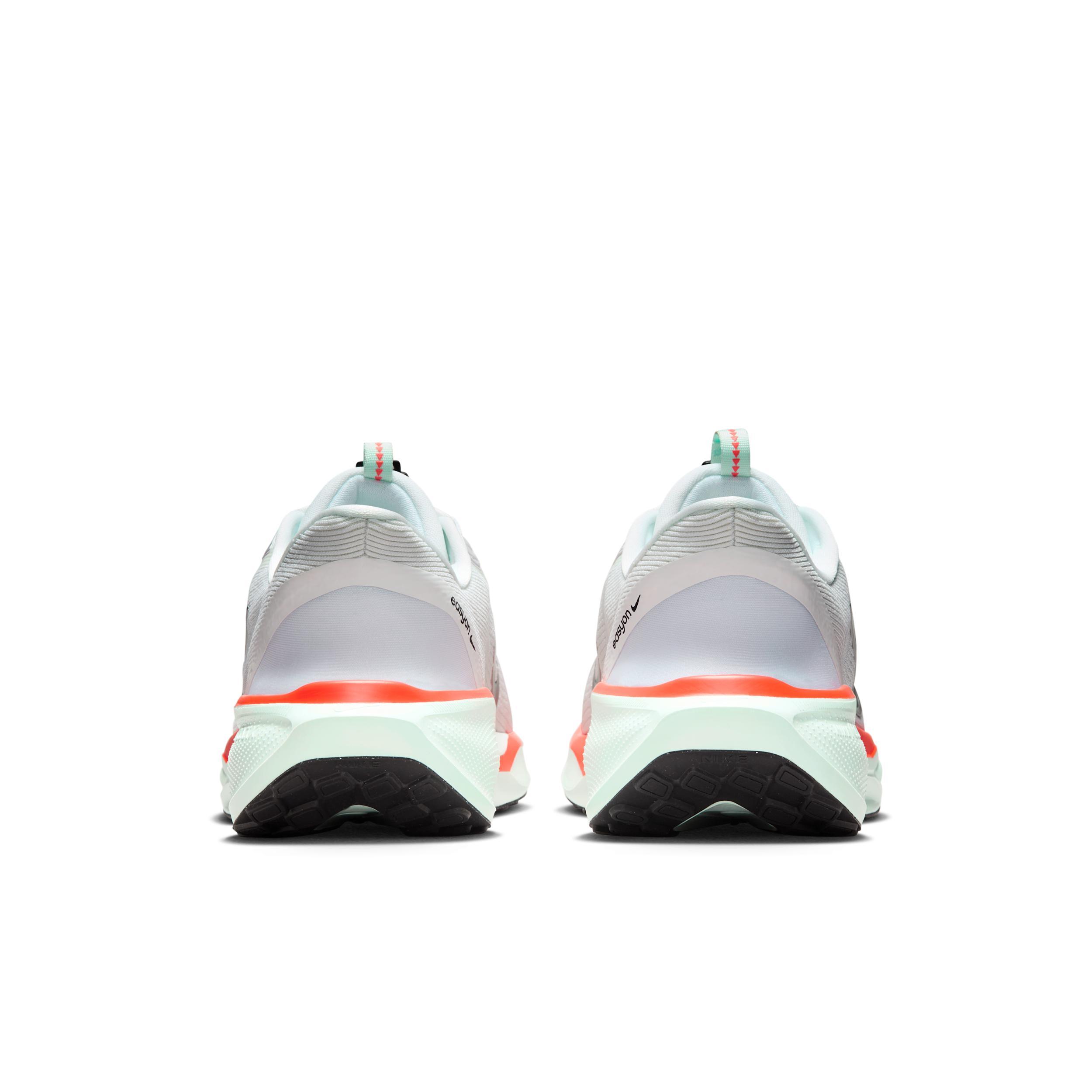 Nike Men's Pegasus EasyOn Road Running Shoes Product Image