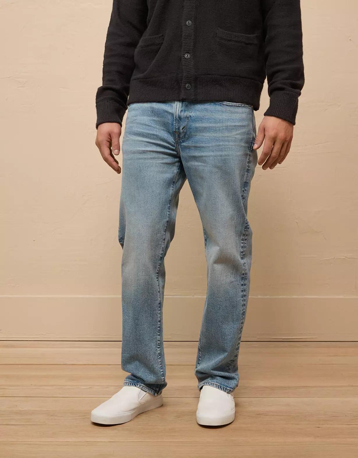 AE EasyFlex Relaxed Straight Jean Product Image