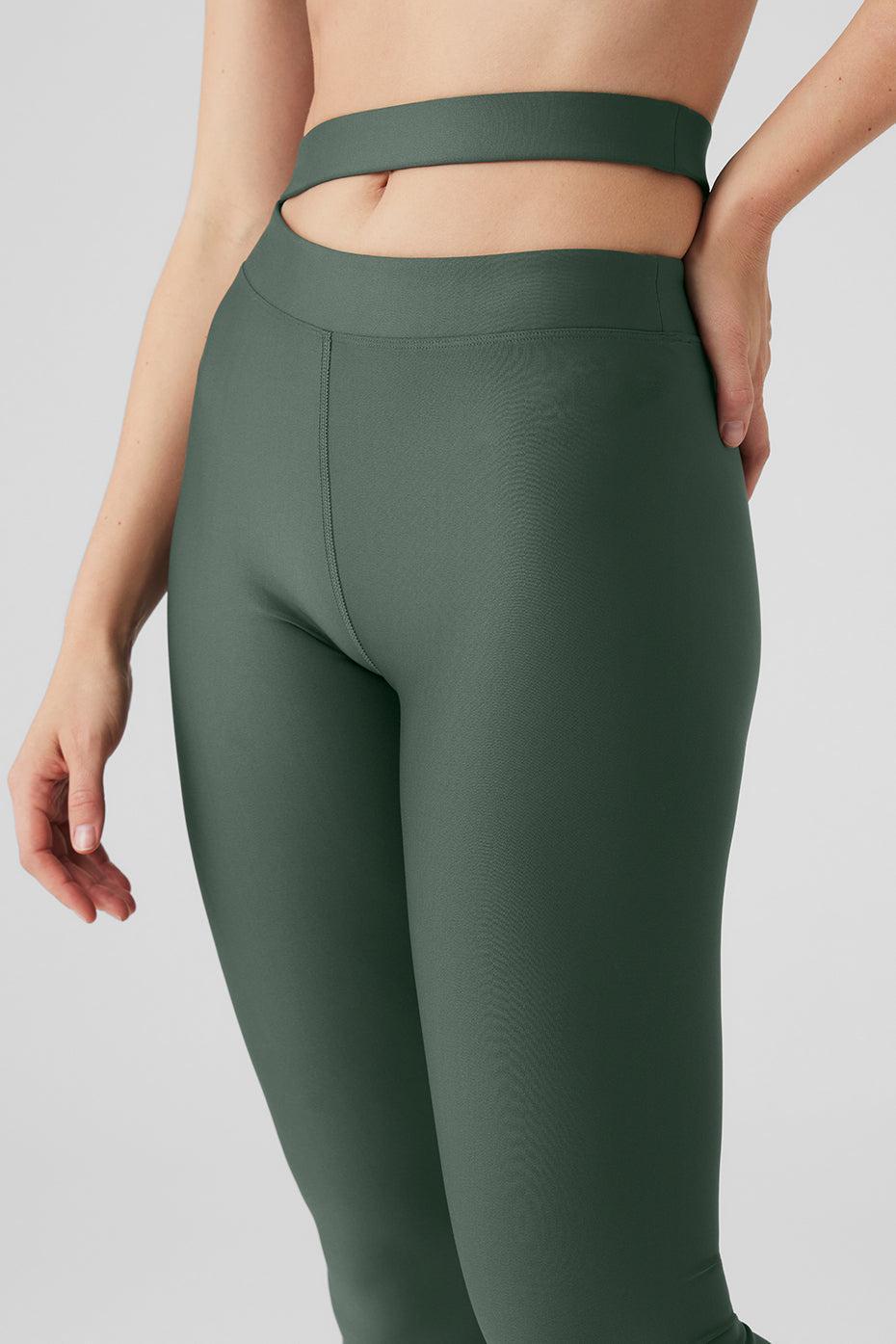 Alo Yoga | Airlift High-Waist All Access Legging Green Product Image