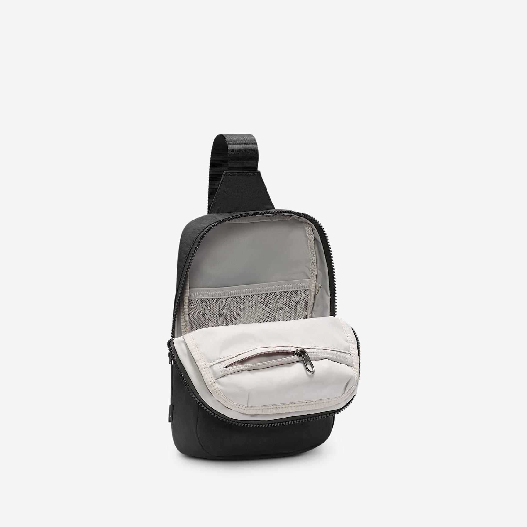 Nike Aura Crossbody Bag (5L) Product Image