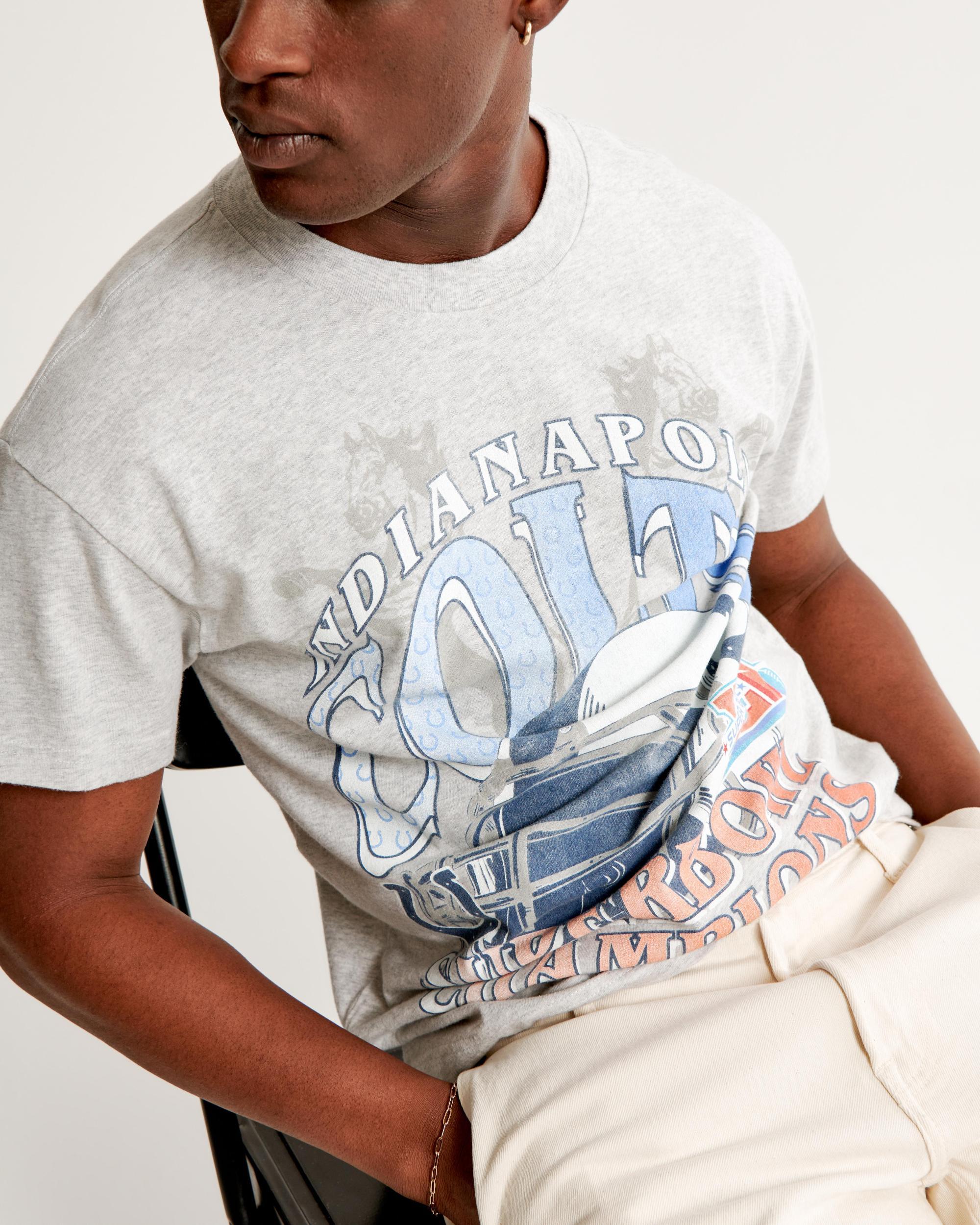 Tampa Bay Buccaneers Graphic Tee Product Image