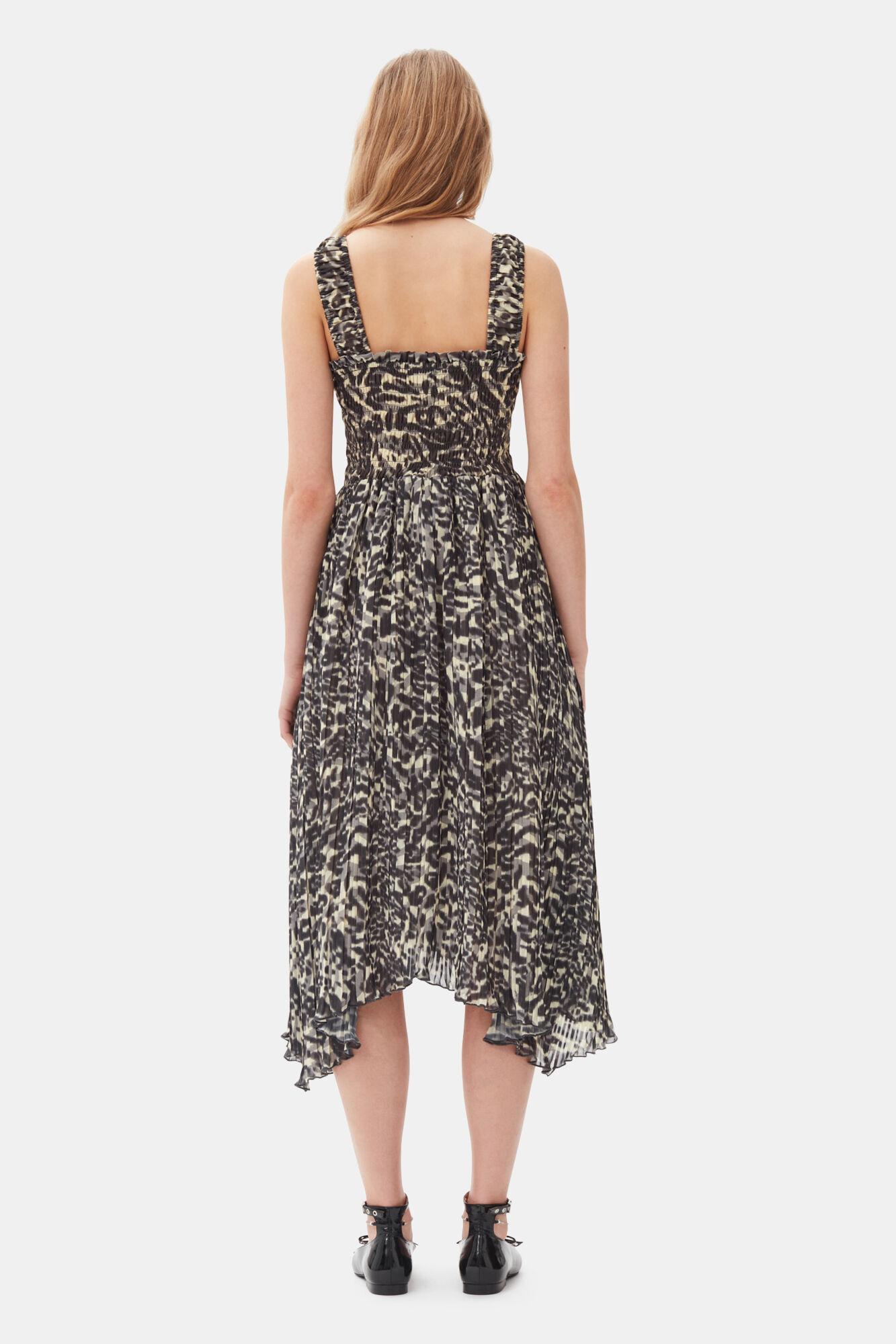 Printed Pleated Georgette Smock Midi Dress Product Image