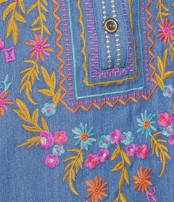 Calessa Petite Size Embroidered Patchwork Split V-Neck 3/4 Sleeve Tunic Product Image