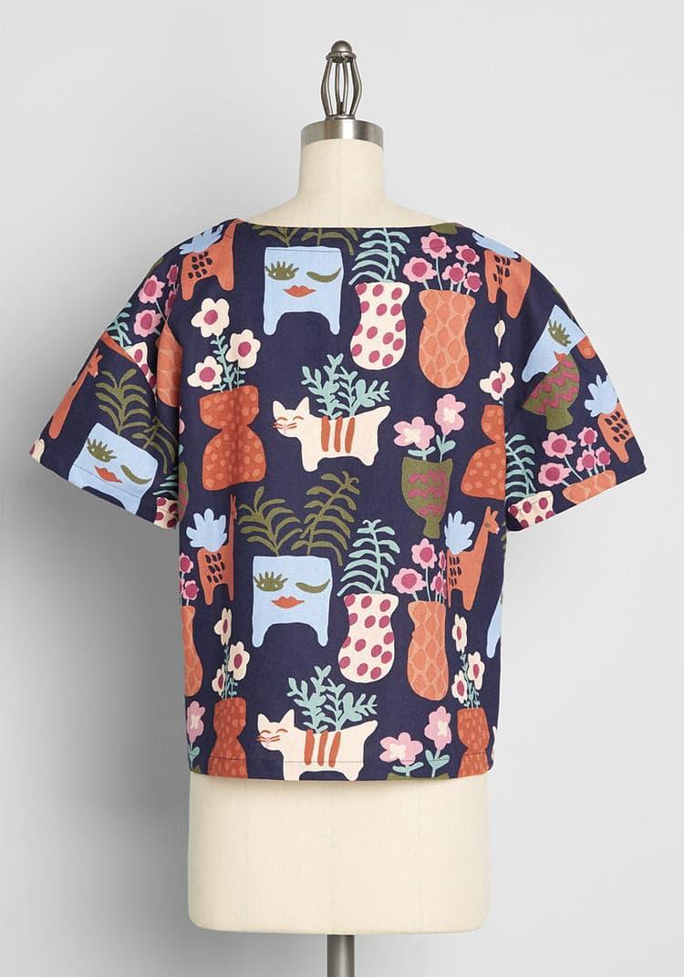 Plants Are Pets Top Product Image