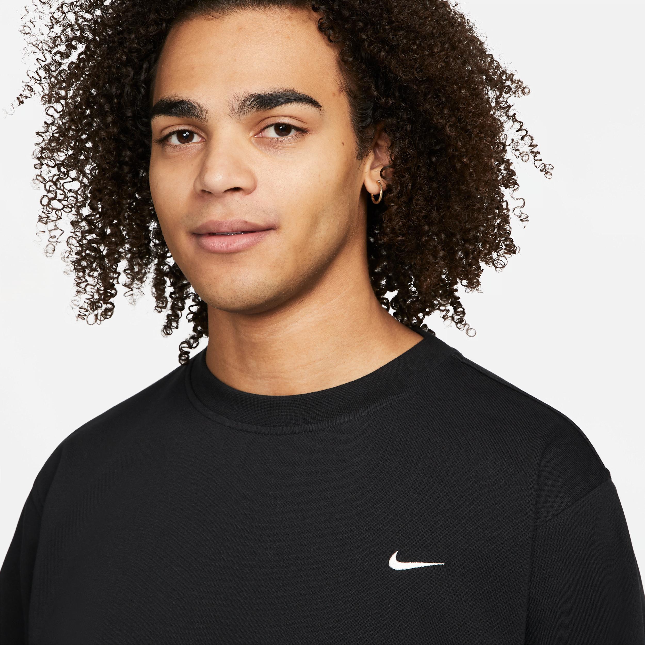 Nike Men's Standard Issue Dri-FIT Crew Basketball Top Product Image