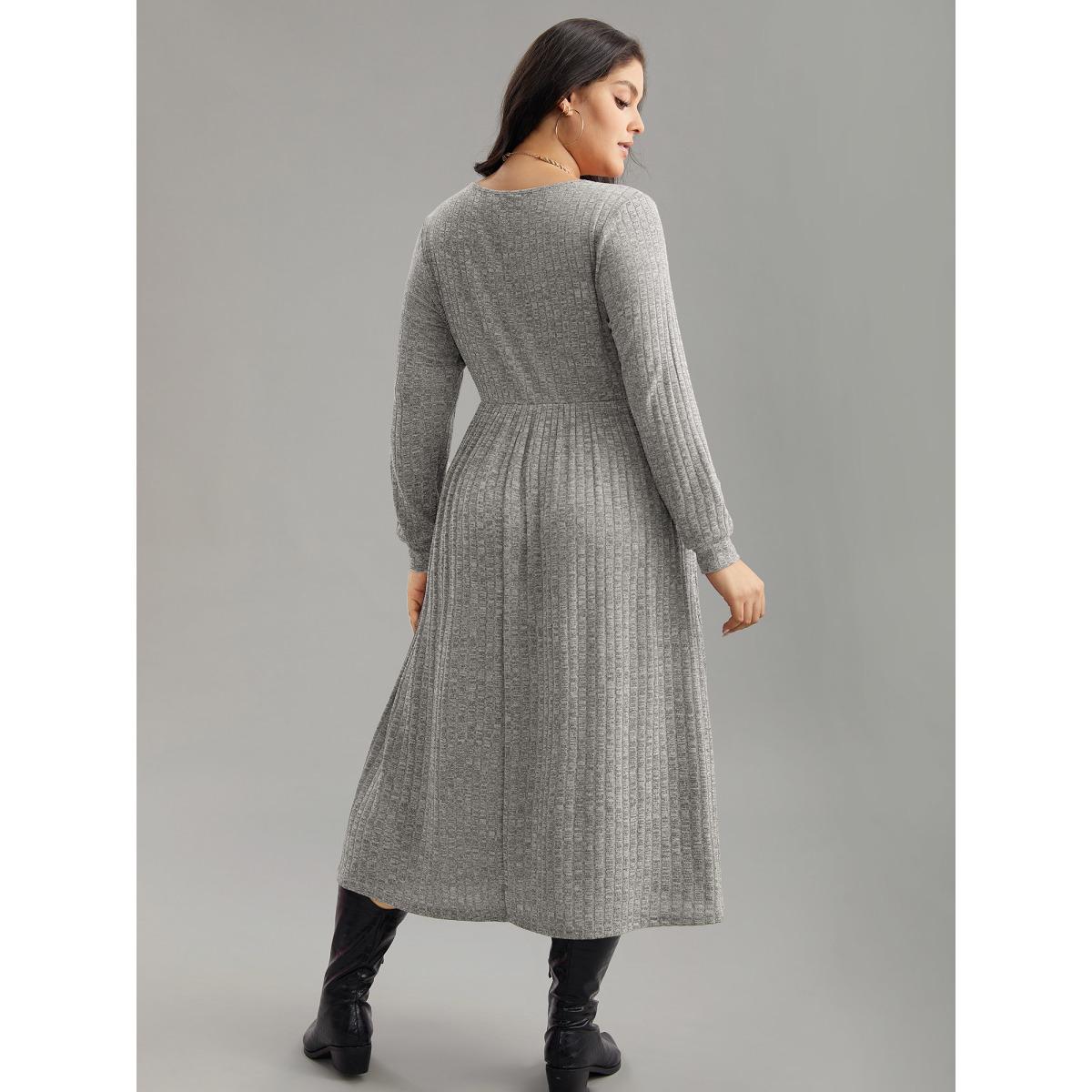 Plus Size Rib Knit Plain Plisse Long Sleeve Dress LightGray Women Casual Rib Knit V-neck Long Sleeve Curvy Midi Dress BloomChic 30/6X Product Image