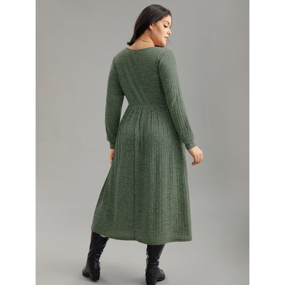 Plus Size Rib Knit Plain Plisse Long Sleeve Dress ArmyGreen Women Casual Rib Knit V-neck Long Sleeve Curvy Midi Dress BloomChic 10/M Product Image