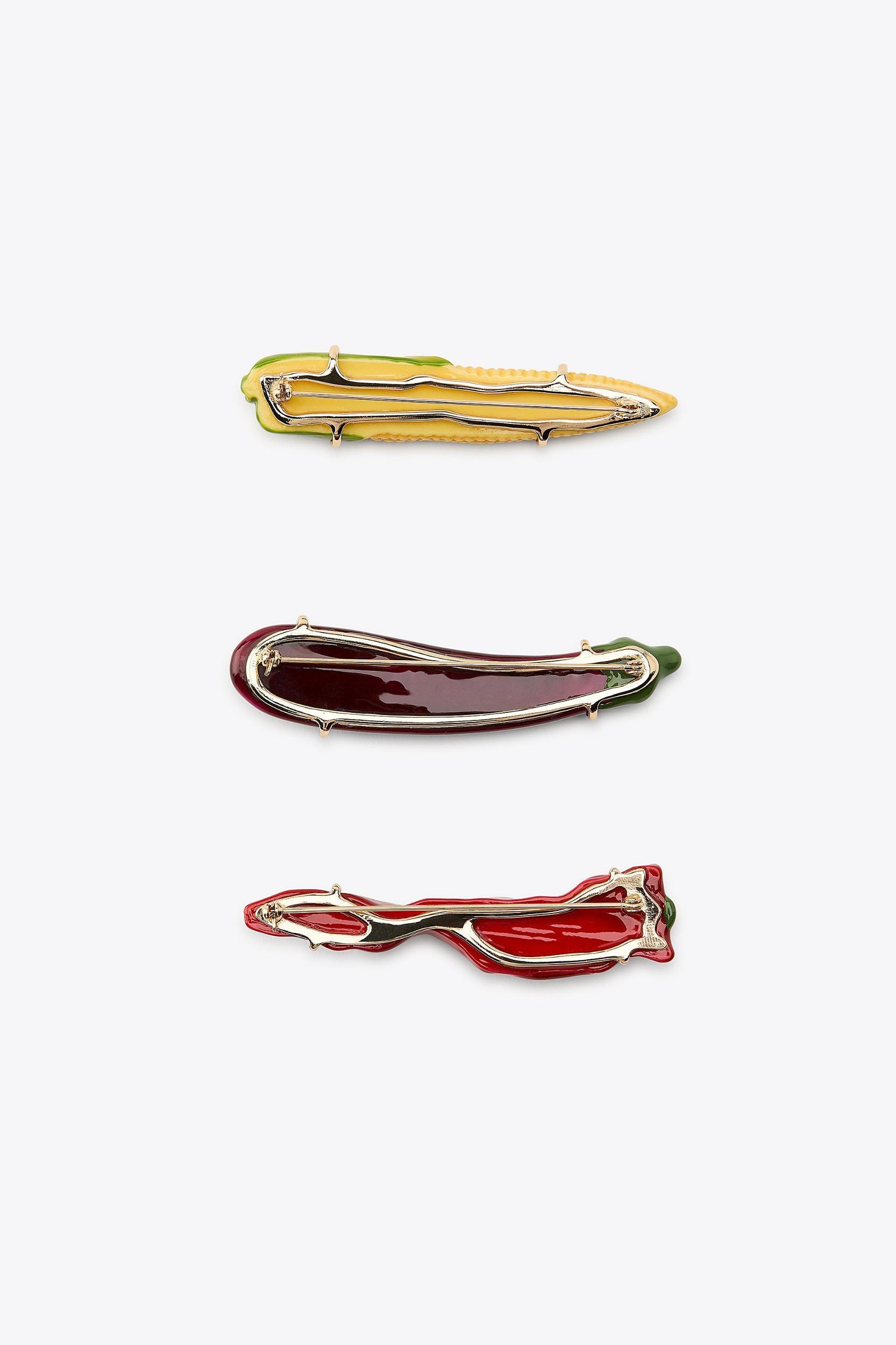THREE-PACK OF VEGETABLE BROOCHES Product Image
