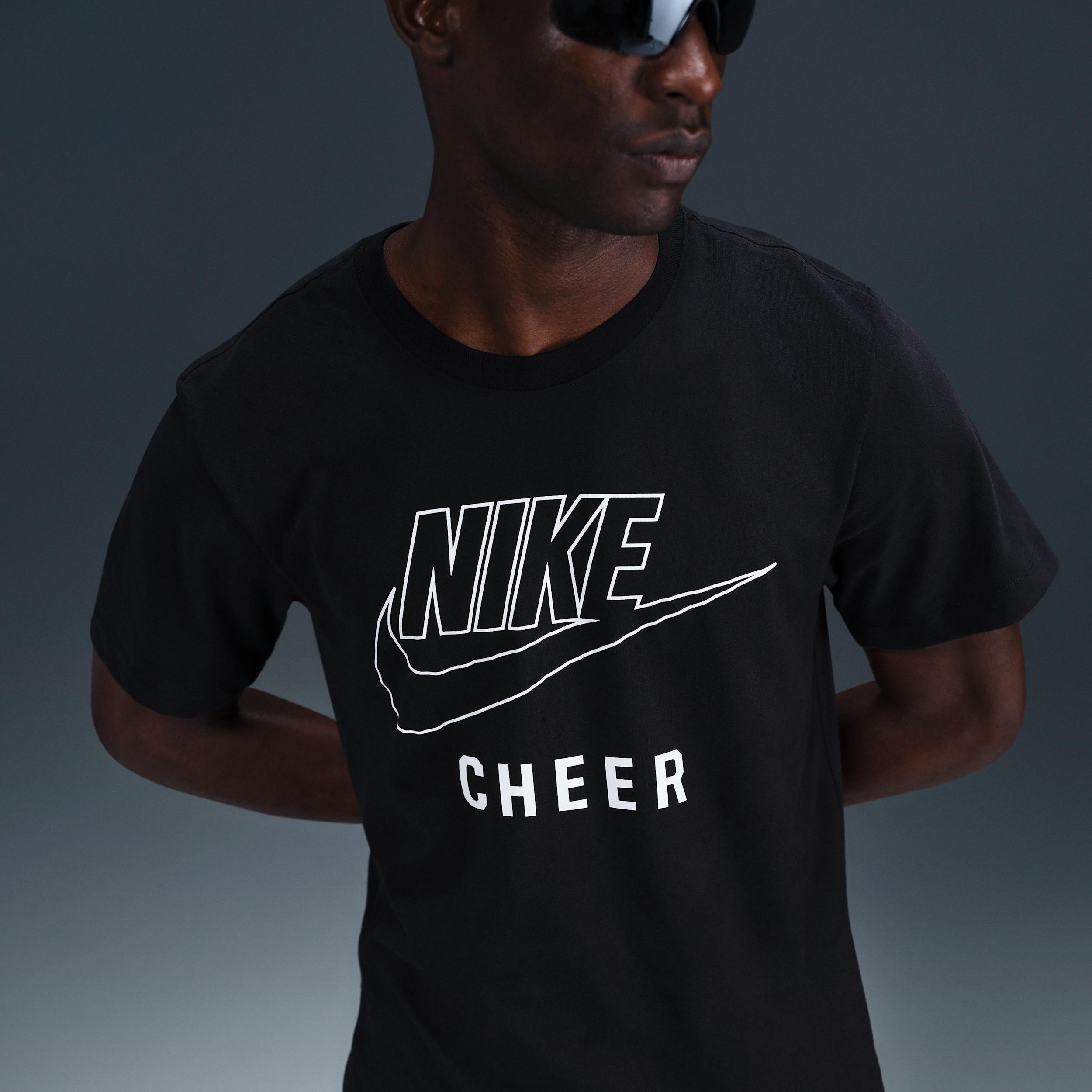 Nike Men's Swoosh Cheer T-Shirt Product Image