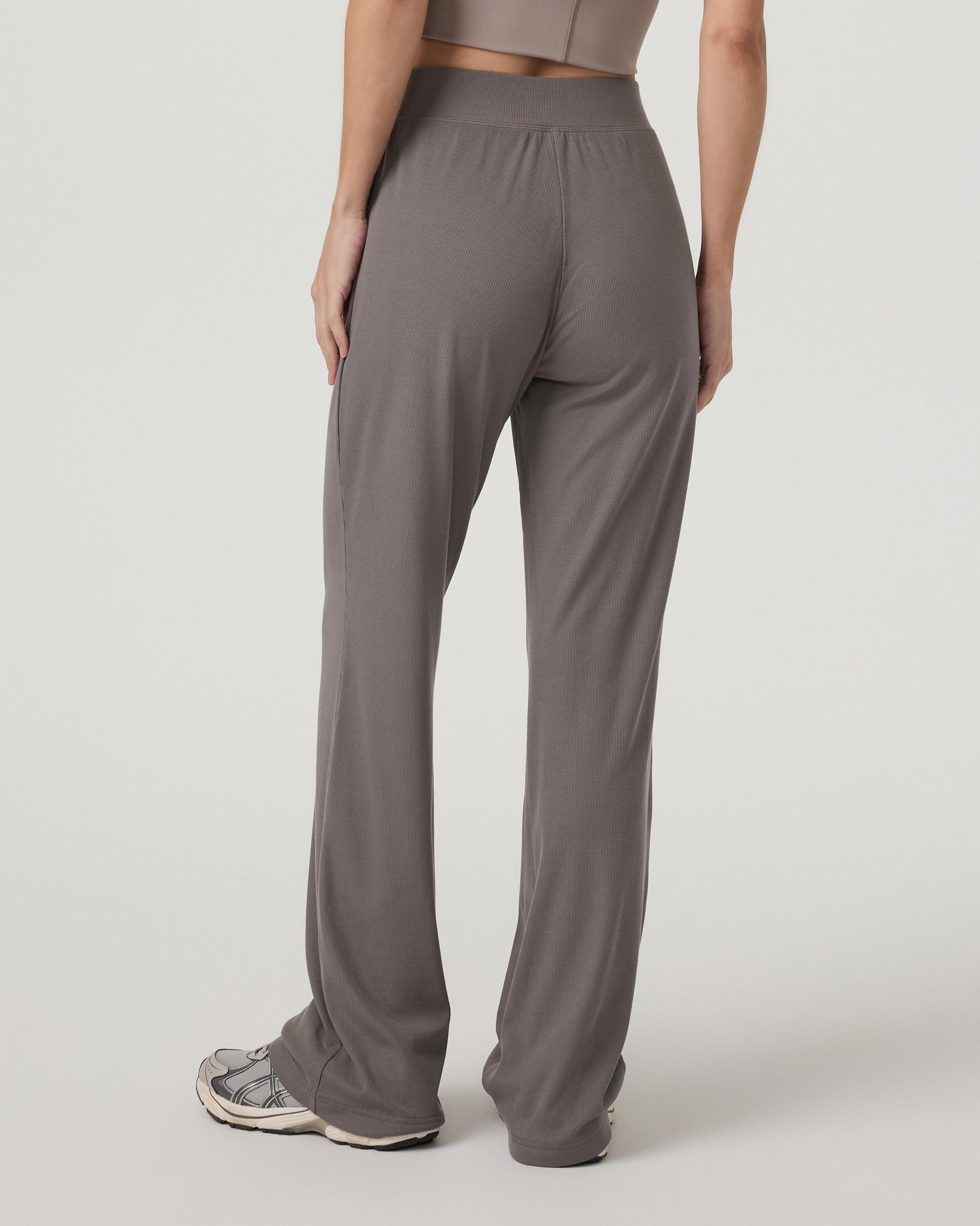 Pose Pant Product Image