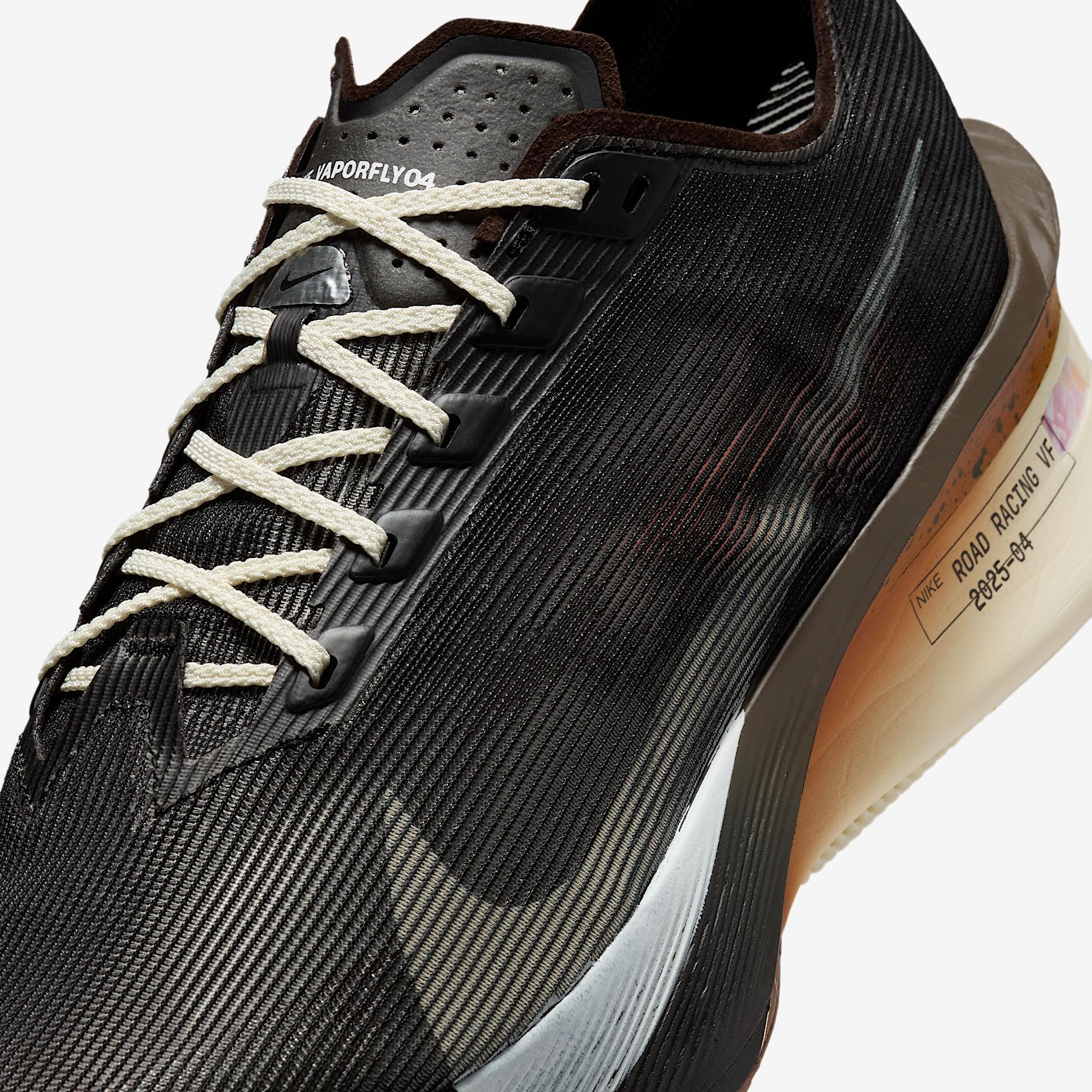 Nike Men's Vaporfly 4 Road Racing Shoes Product Image