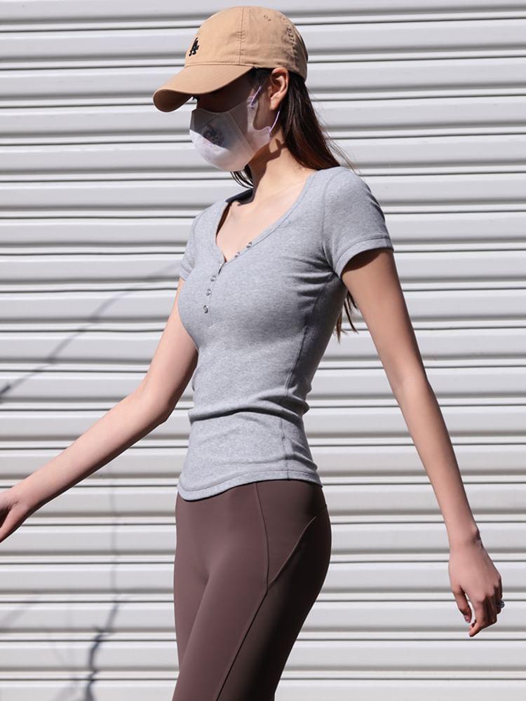 Short Sleeve V-Neck Plain Sport T-Shirt Product Image