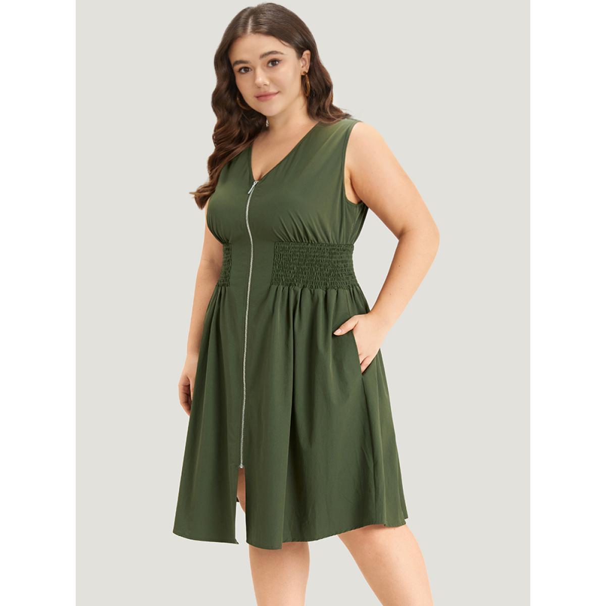 Plus Size Plain Zipper Fly Shirred Split Hem Tank Dress ArmyGreen Women Office Plain Spaghetti Strap Sleeveless Curvy Midi Dress BloomChic 26/4X Product Image