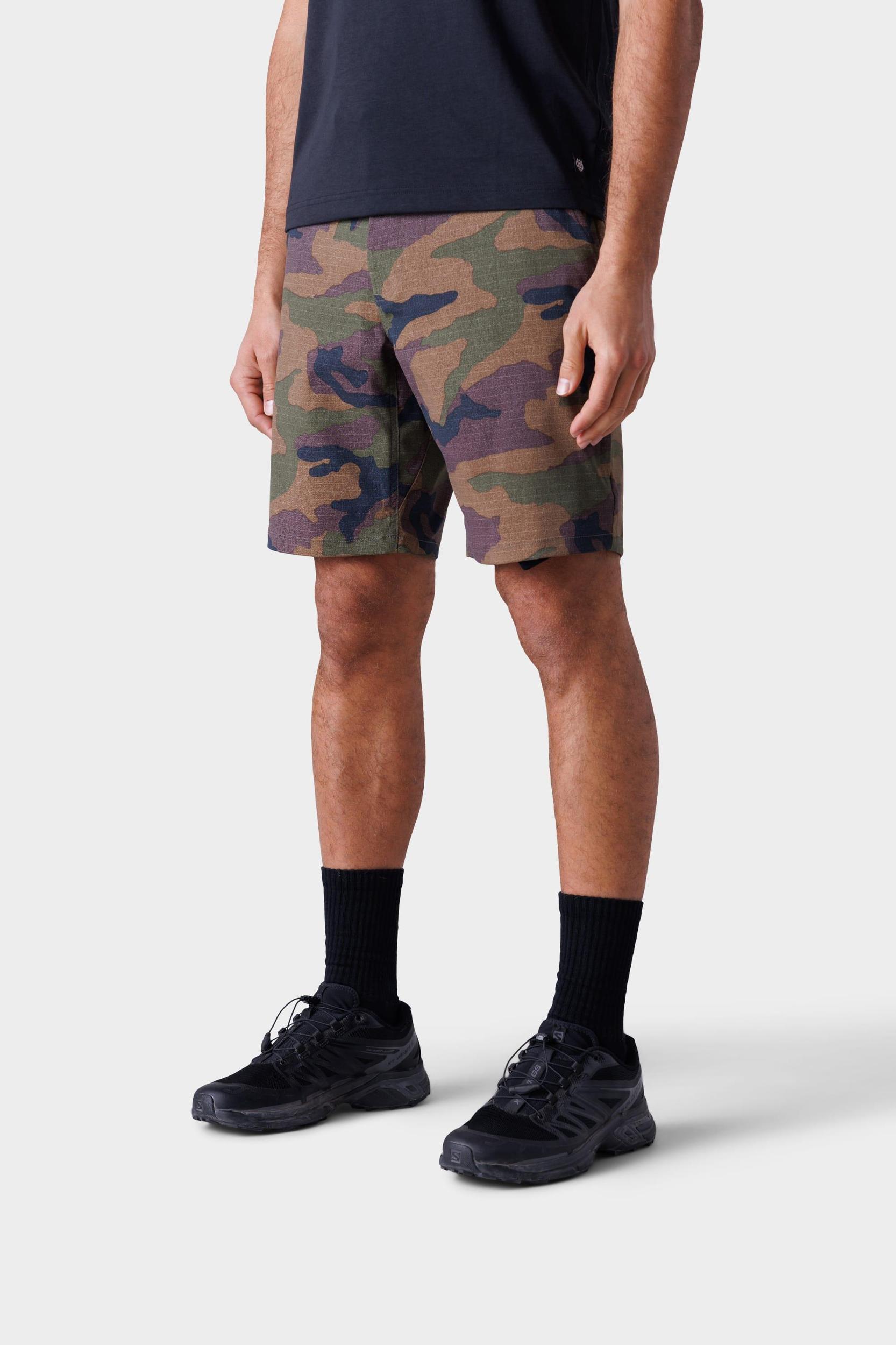 686 Men's Everywhere Hybrid Short Male Product Image