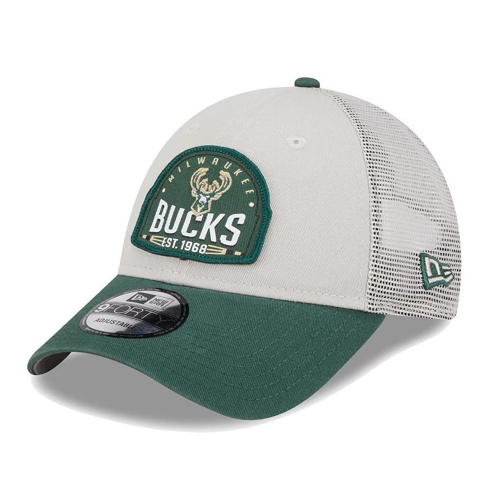 Men's New Era Khaki/Hunter Green Milwaukee Bucks Throwback Patch Trucker 9FORTY Adjustable Hat, Beig K Product Image