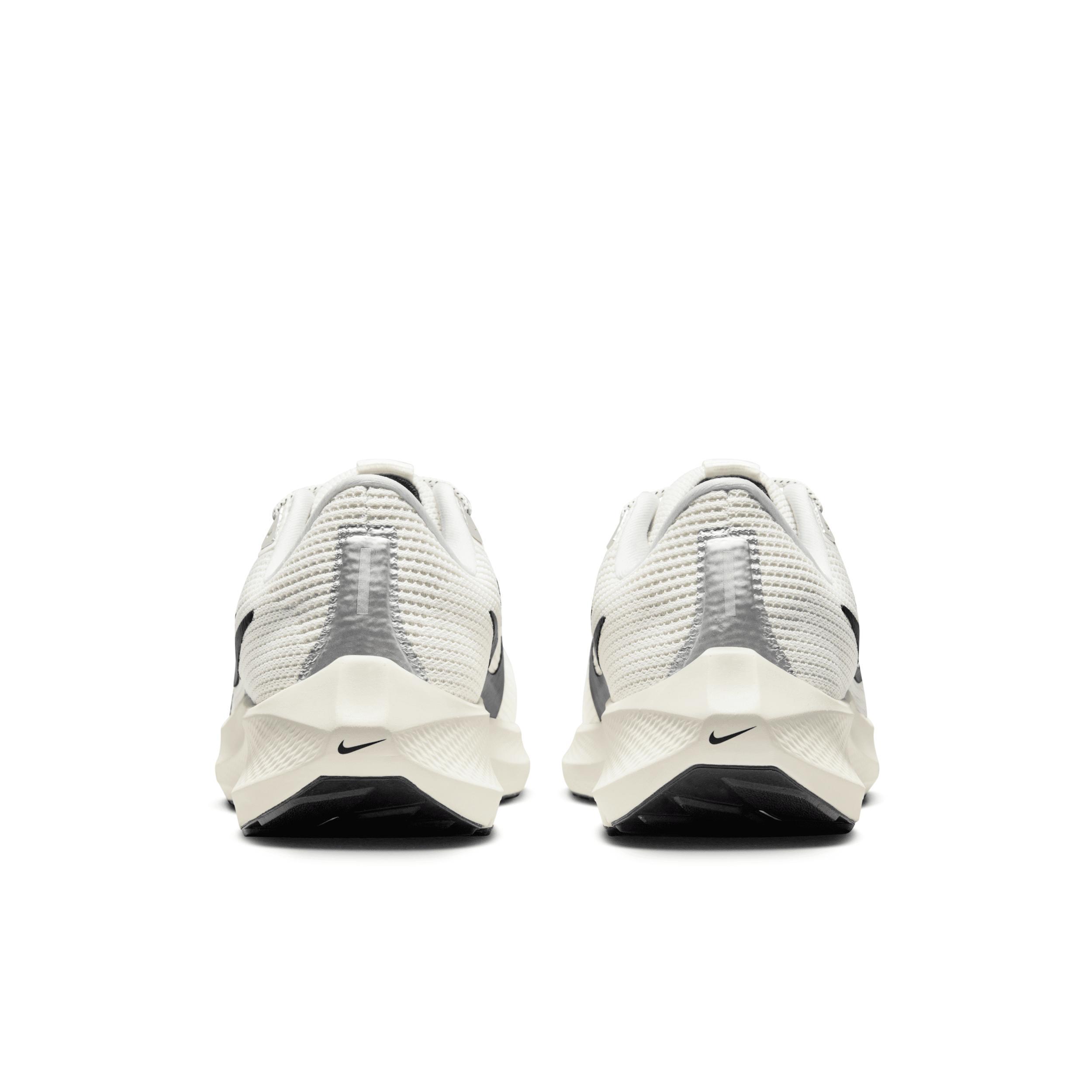 Nike Womens Zoom Pegasus 40 - Training Shoes Sail/Black/Coconut Milk Product Image