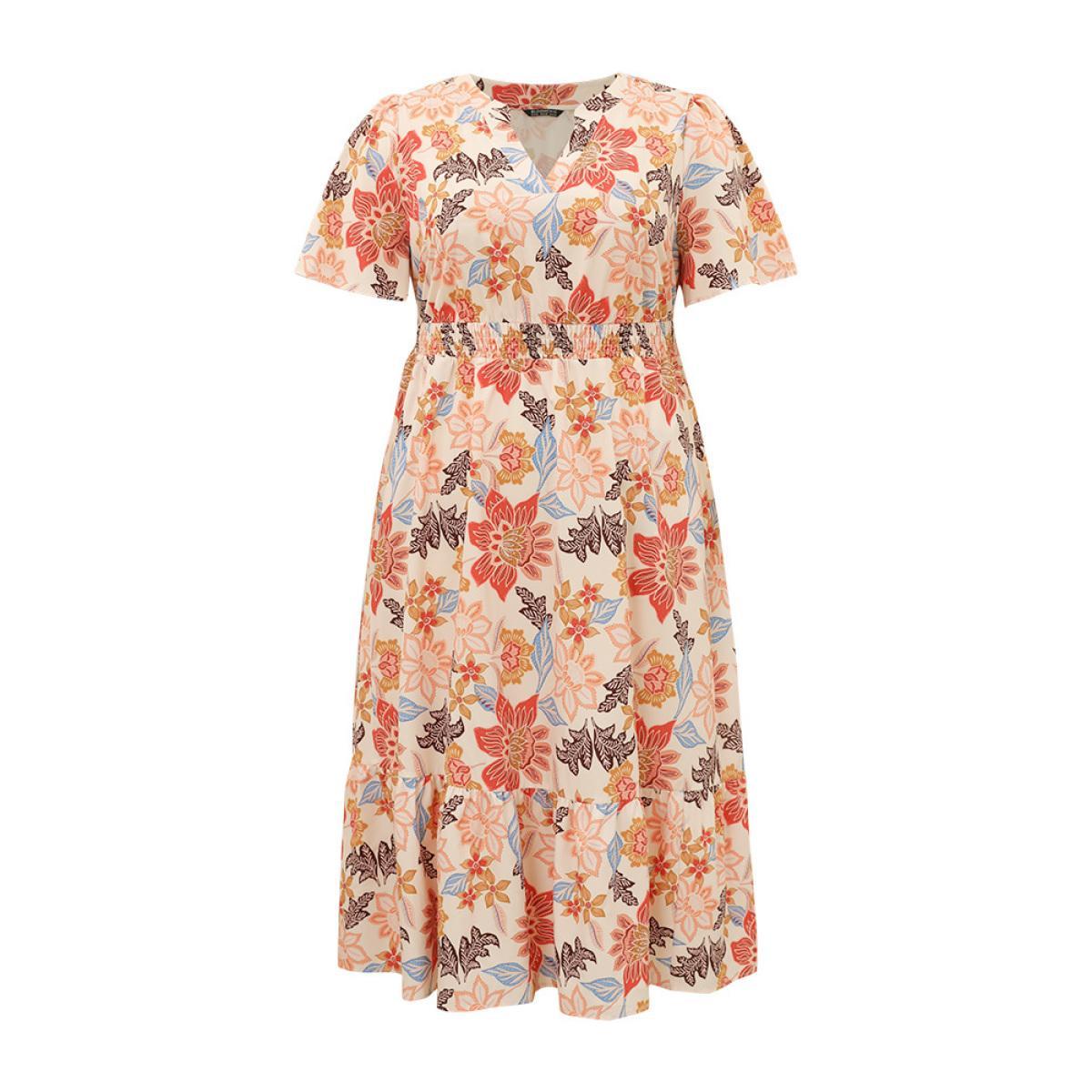 Plus Size Floral Print Shirred Pocket Notched Ruffled Hem Dress MistyRose Women Vacation Printed Notched collar Short sleeve Curvy Midi Dress BloomChic 26/4X Product Image