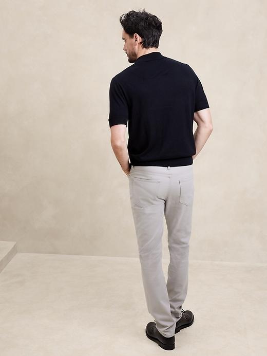 Slim Traveler Pant 2.0 Product Image
