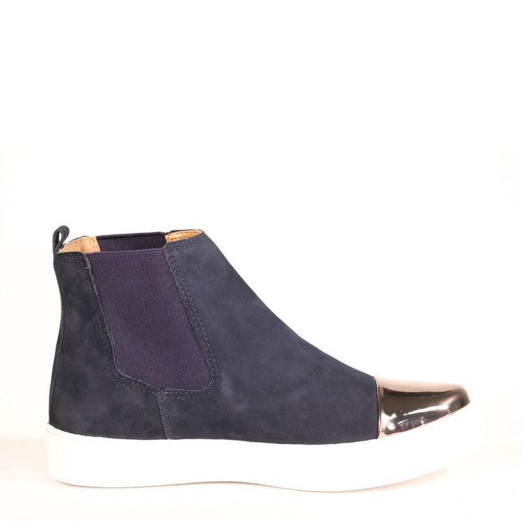 Walter Suede Sneakers Product Image