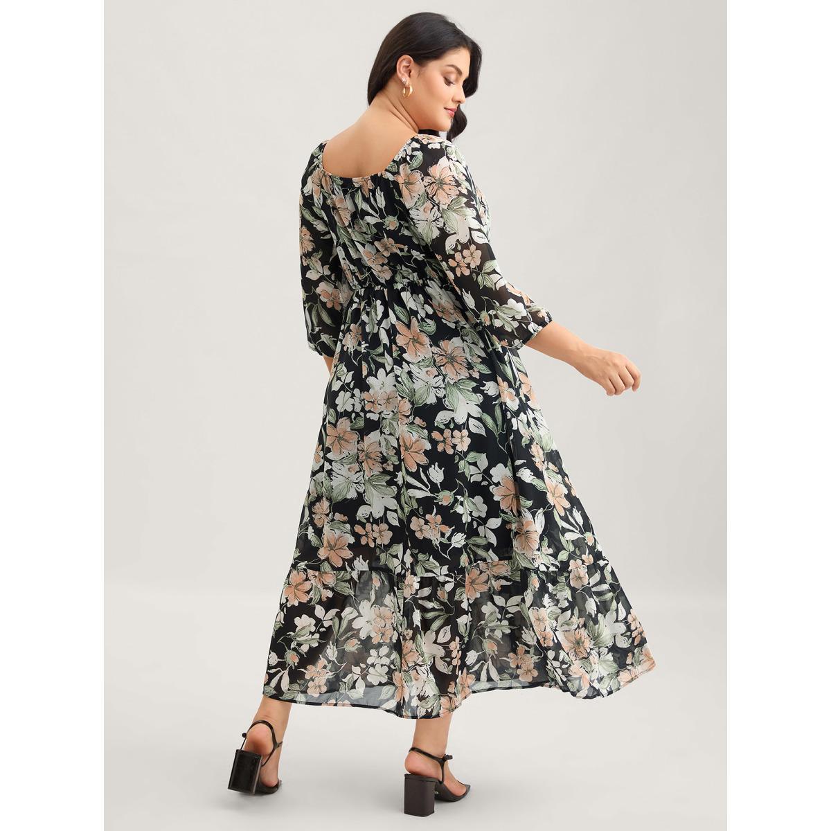 Plus Size Floral Heart Neckline Woven Ribbon Gathered Dress Black Women Elegant Woven ribbon&lace trim Heart neckline Elbow-length sleeve Curvy BloomChic 30/6X Product Image
