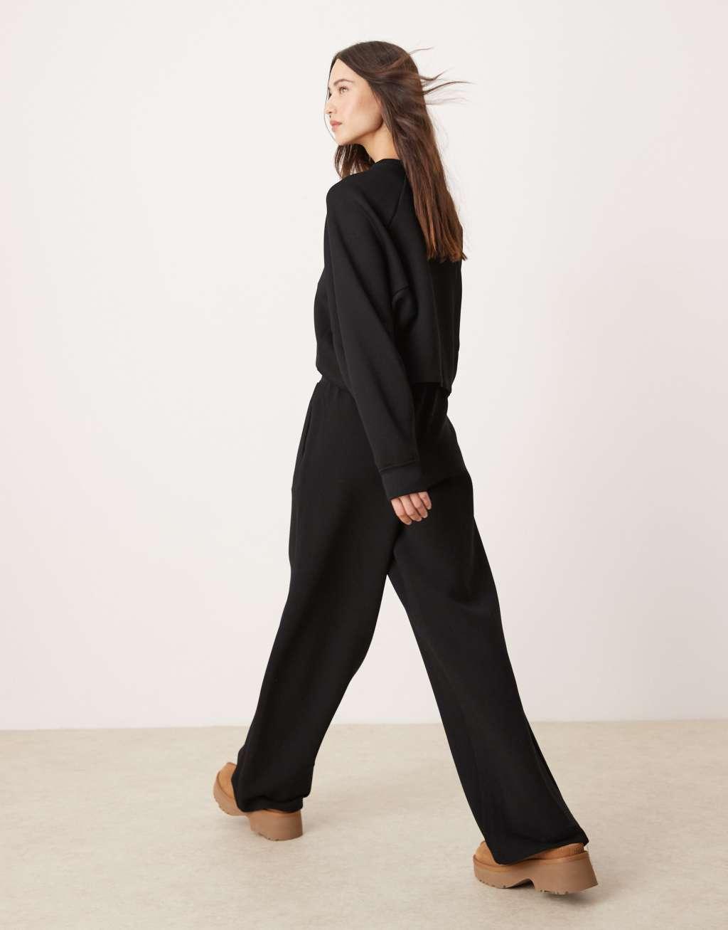 Miss Selfridge scuba wide leg sweatpants Product Image