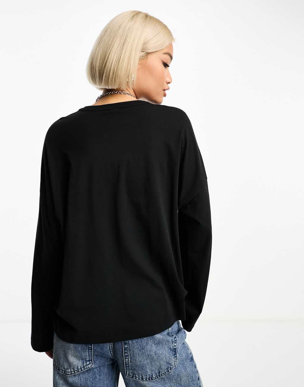 Only oversized long sleeve t-shirt Product Image