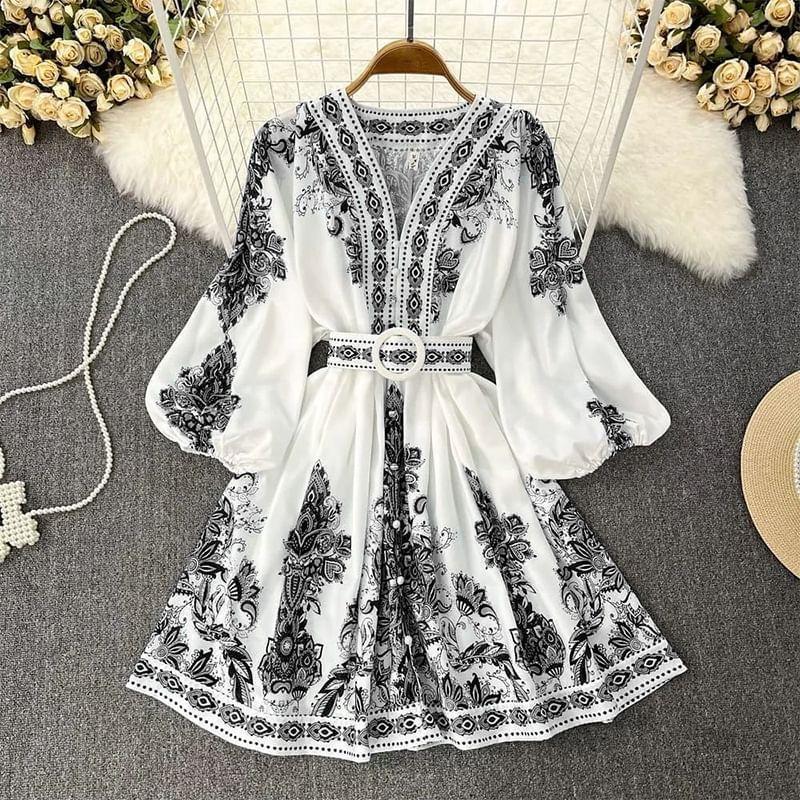 Puff-Sleeve V-Neck Print A-Line Tunic Dress Product Image