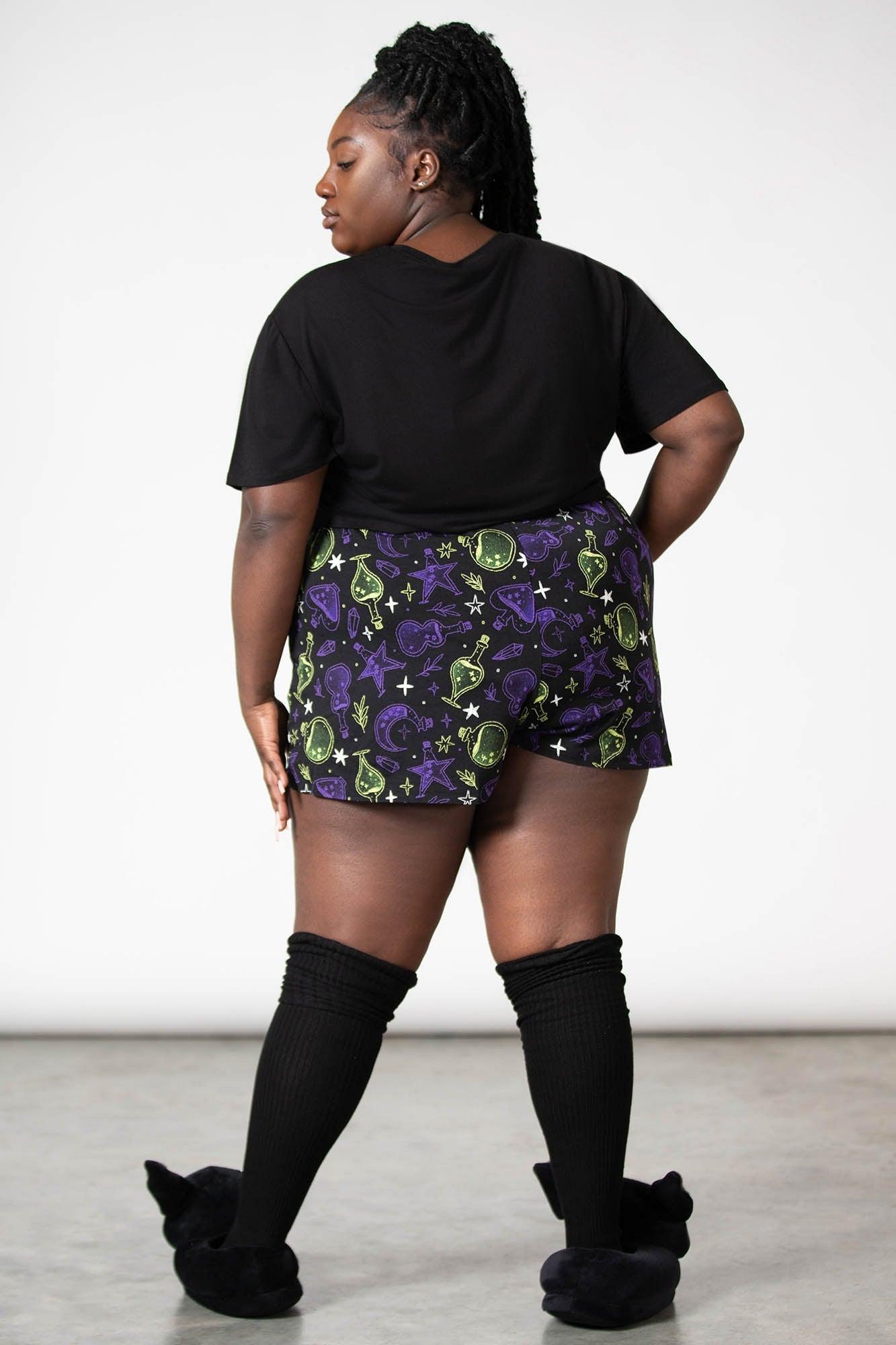 Magic Chill Crop Top / Black / 95% Viscose 5% Elastane Product Image