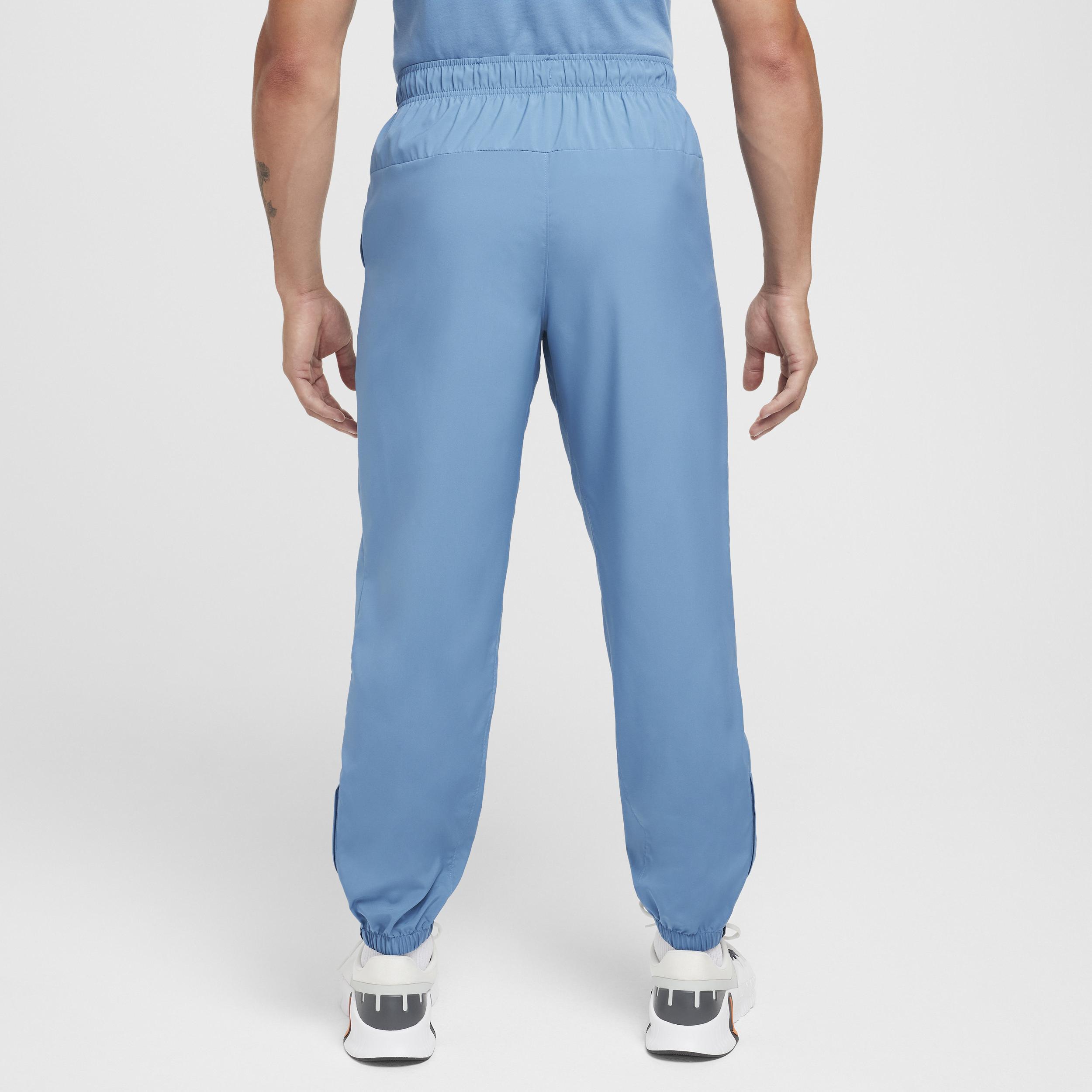 Nike Form Men's Dri-FIT Tapered Versatile Pants Product Image