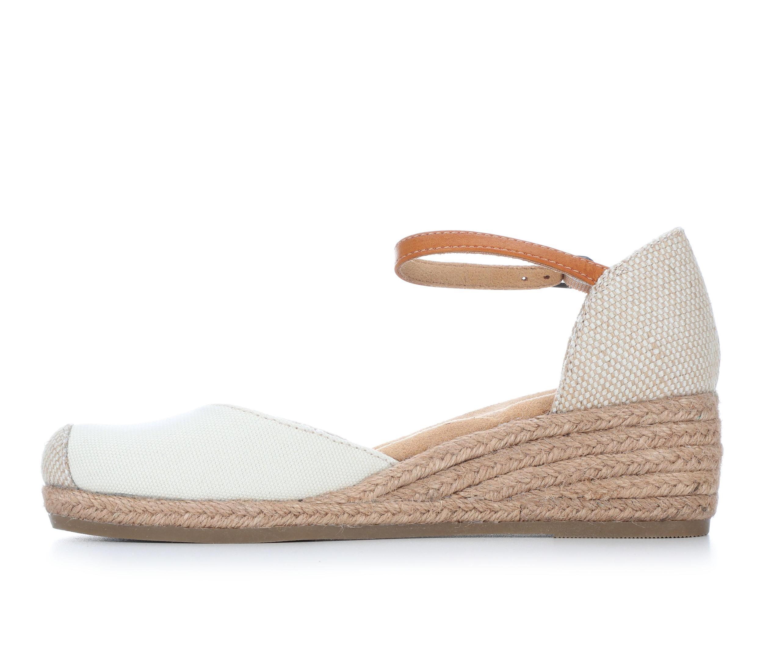 Women's Vintage 7 Eight Molly Wedges Product Image
