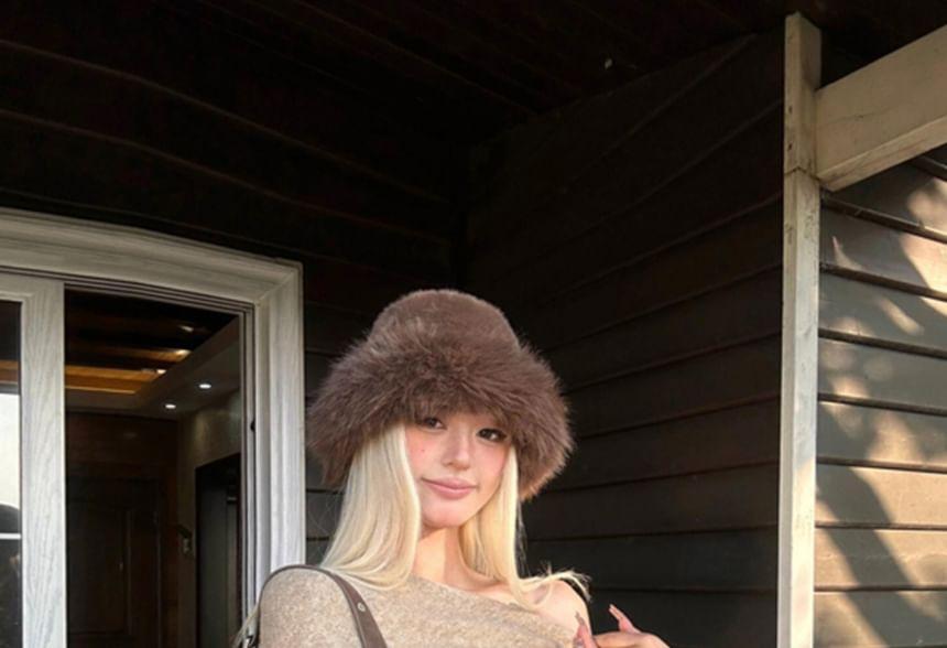Low Rise Plain Knit Hot Pants / One-Shoulder Sweater Product Image