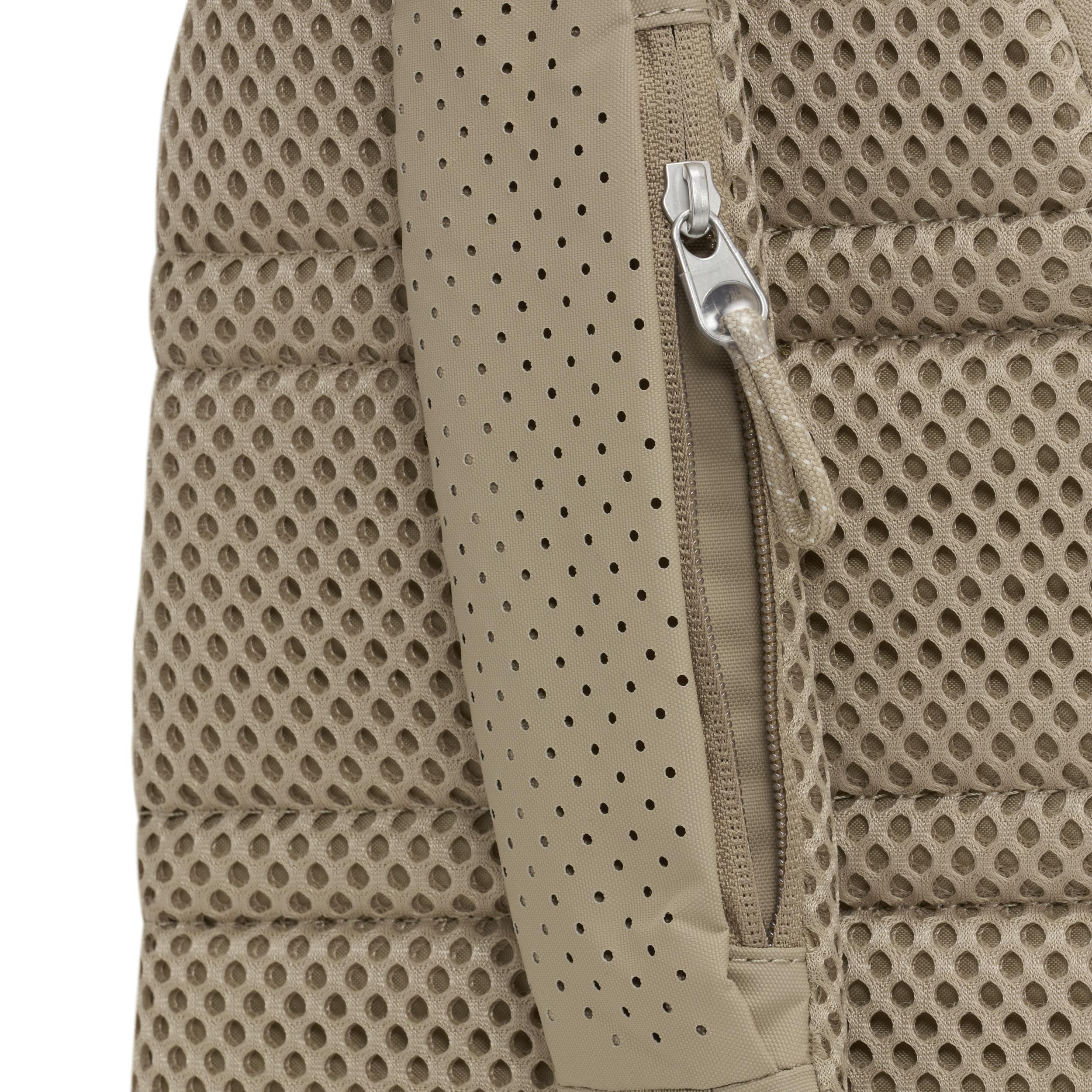 Unisex Nike Sportswear Essentials Sling Bag (8L) Product Image