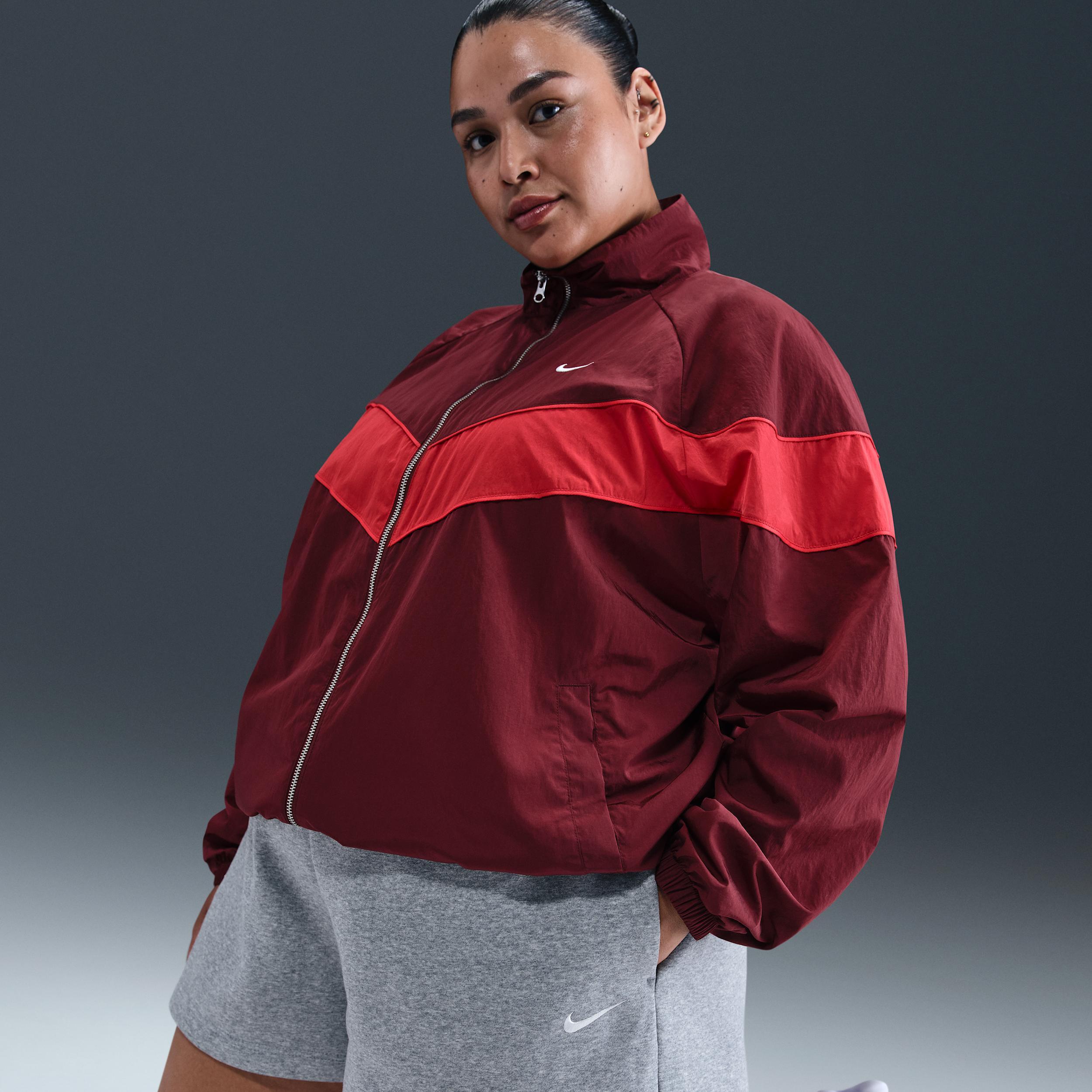 Women's Nike Sportswear Phoenix Fleece Mid-Rise 4" Shorts (Plus Size) Product Image
